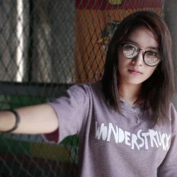 فروش عمده عینک طبی و آفتابی فروشگاه رایین اپتیک (6)